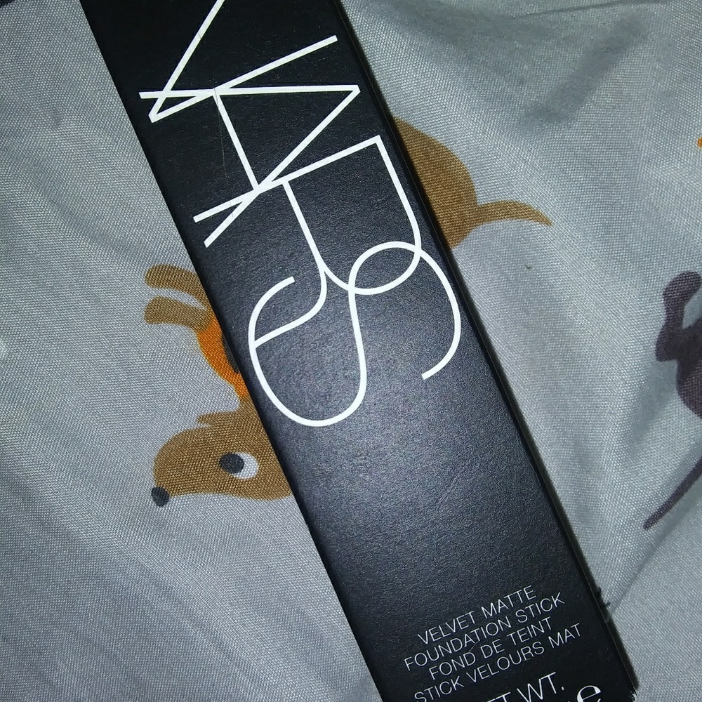 Nars velvet matte foundation stick